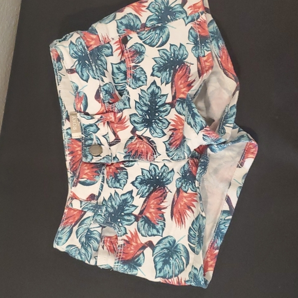 Girls printed shorts - Picture 5 of 10